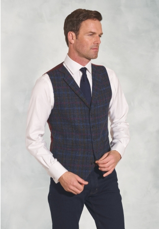 Tailored Fit Inverurie Navy Check Harris Tweed&reg; Lapel Waistcoat